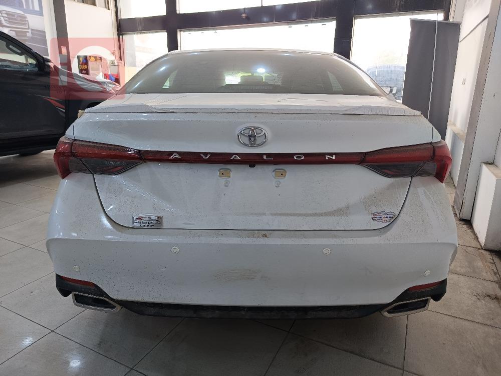 Toyota Avalon
